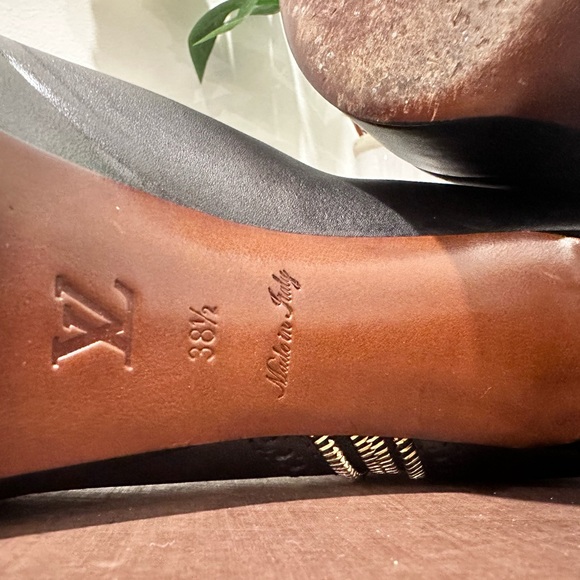 Louis Vuitton Boots - Picture 4 of 14